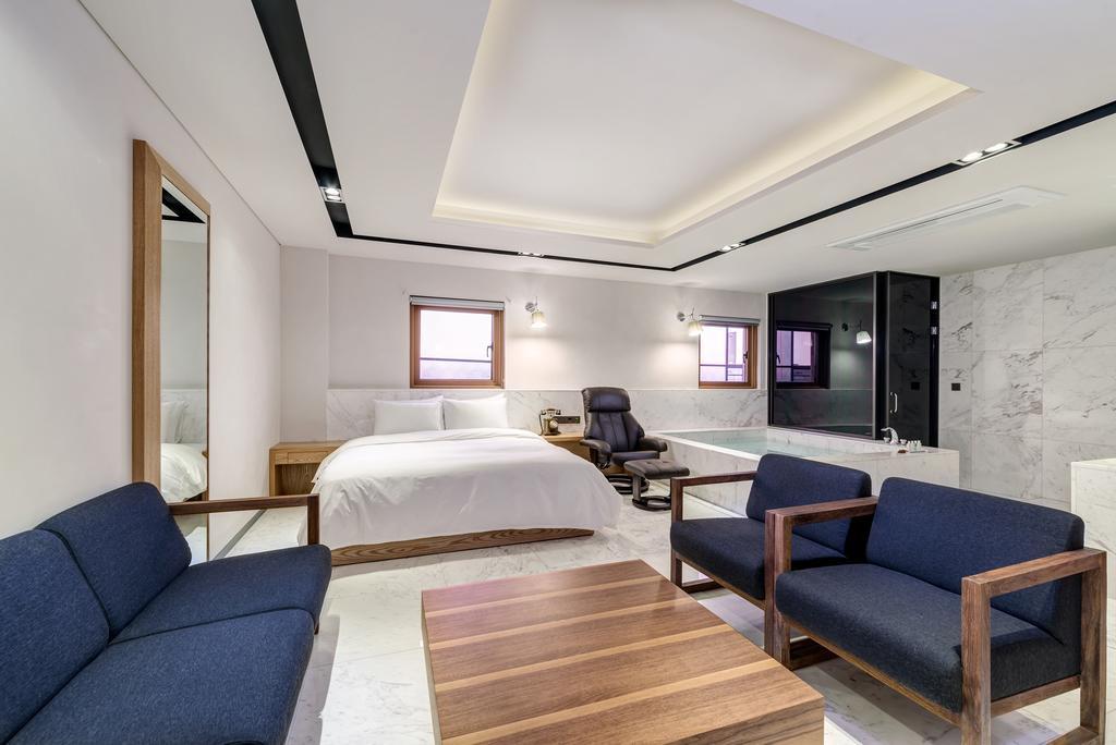 Capace Hotel Gangnam Seoul Exterior photo